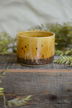 Load image into Gallery viewer, #06 Basic Mug