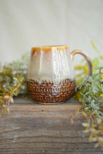 Load image into Gallery viewer, #16 Basic Carved Mug
