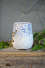 Load image into Gallery viewer, #04 Leaf Mug
