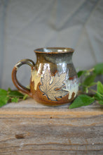 Load image into Gallery viewer, #05 Leaf Mug
