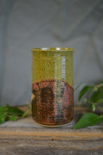 Load image into Gallery viewer, #08 Leaf Mug
