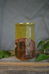 #08 Leaf Mug