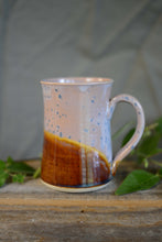 Load image into Gallery viewer, #02 Leaf Mug
