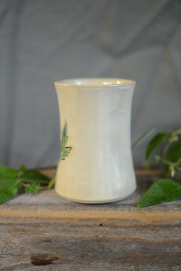 #03 Leaf Mug