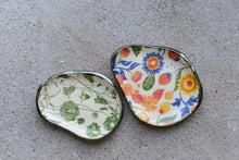 Load image into Gallery viewer, #47 Medium Catchalls
