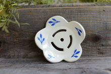 Load image into Gallery viewer, #39 Egg Separator
